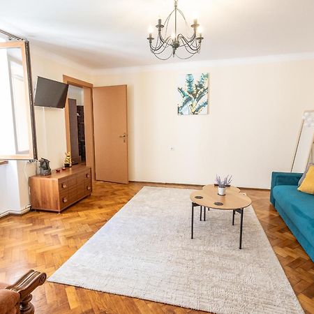 Supreme Deer Appartement Braşov Buitenkant foto