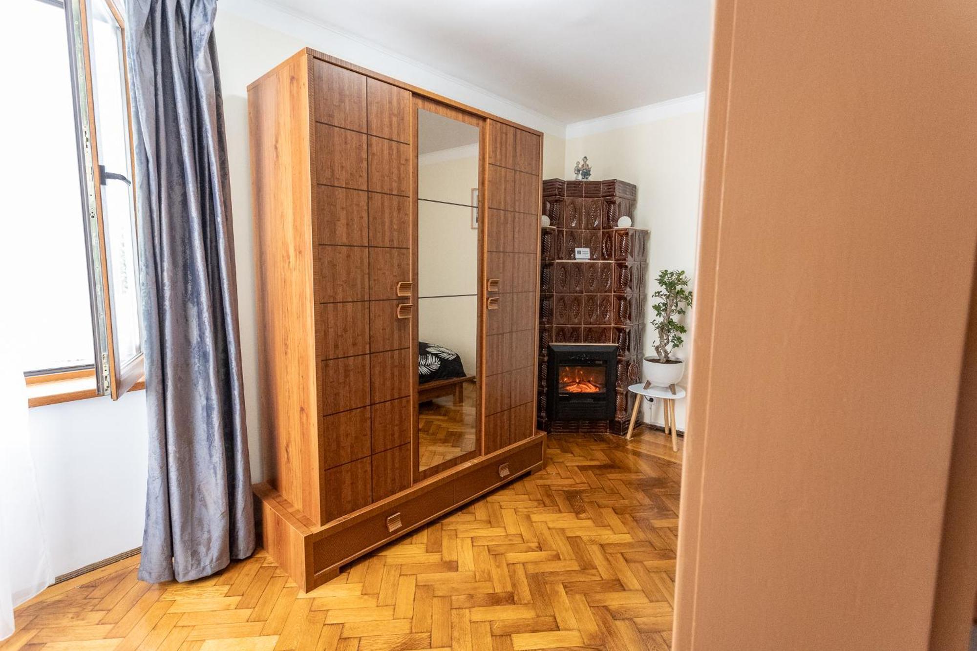 Supreme Deer Appartement Braşov Buitenkant foto