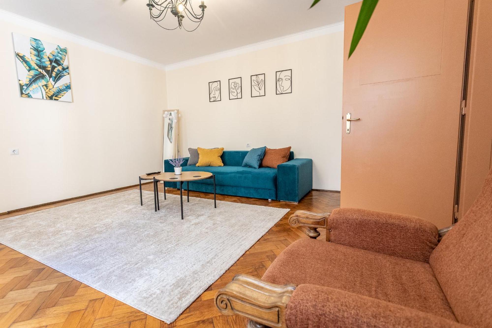 Supreme Deer Appartement Braşov Buitenkant foto
