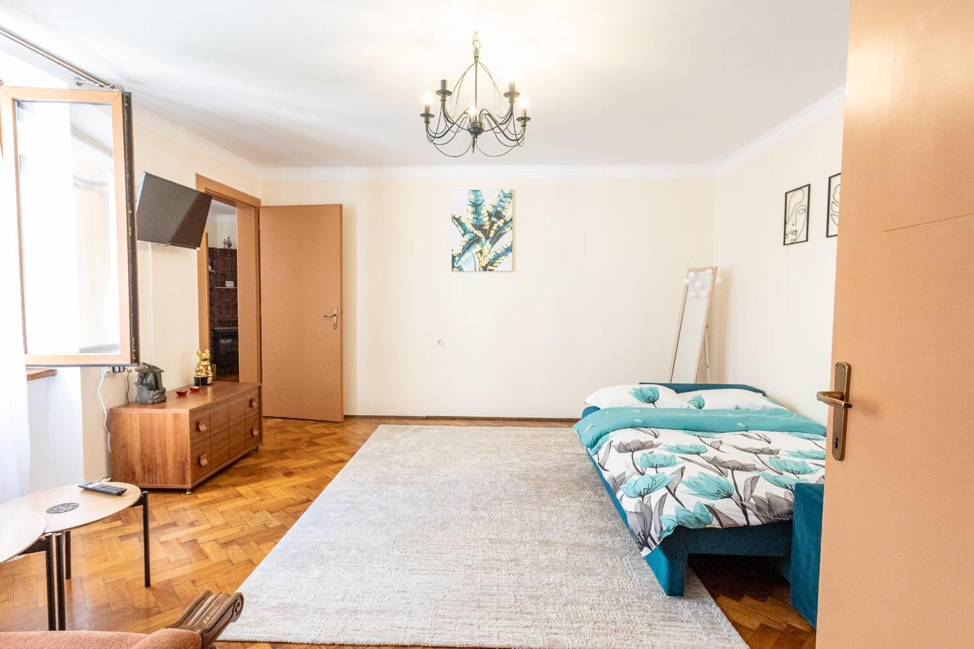 Supreme Deer Appartement Braşov Buitenkant foto